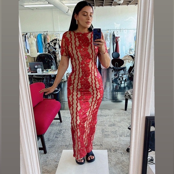 Red Gala dress - Picture 1 of 2